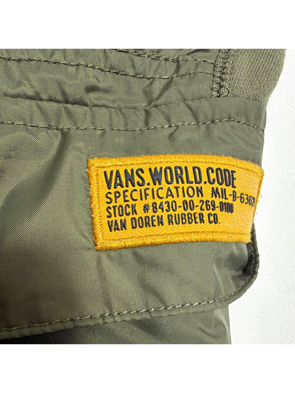 Vans Men's Green Fleece Cargo Jogger Pants Relaxed Tapered Drawstring S